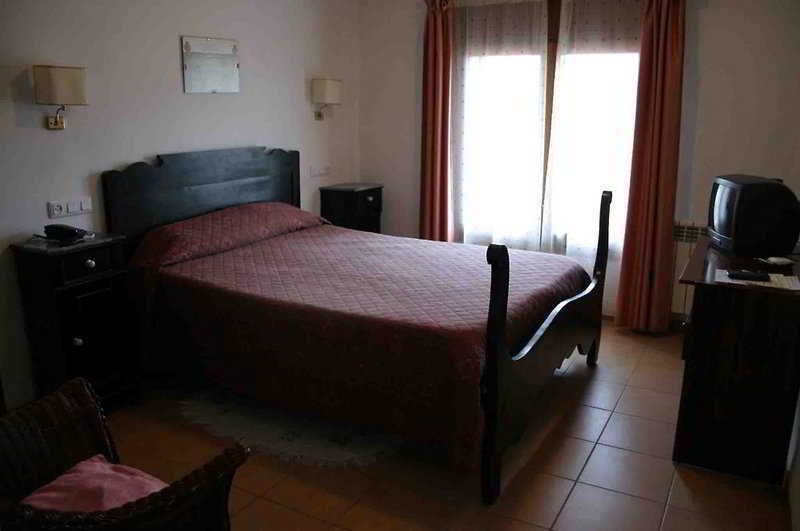 Hotel Fonda Siques Besalu Exterior photo